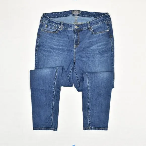 Torrid Women's Boyfriend Straight Jeans Solid Stretch Cotton Blend Blue Size 18T - Picture 2 of 8